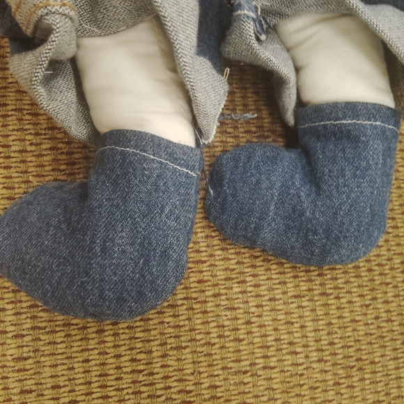 Patchwork Santa Doll with Denim Hush Puppies Overalls Size OS - Picture 6 of 14